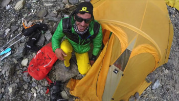 Kilian Jornet: Path to Everest (2018) download