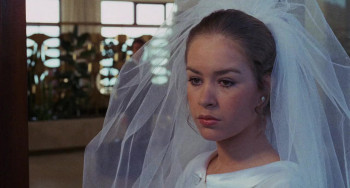 The Blood Spattered Bride (1972) download